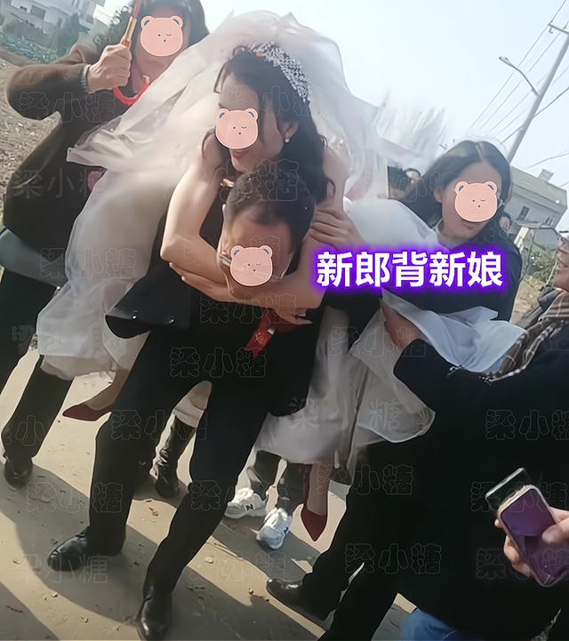 婚礼现场改变习俗_婚礼改革_直击婚礼现场各种风俗大揭秘