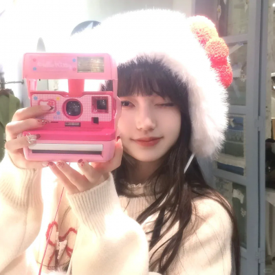 闪婚后，豪门千金不装了