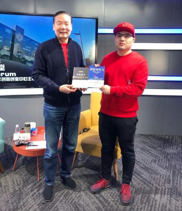 视频娱乐创业故事简短_短视频创业成功例子_娱乐创业故事视频