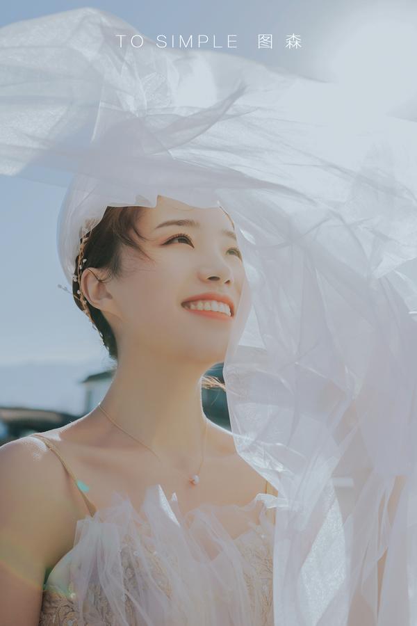 照婚纱摄影好么_婚纱摄影一般要学多久_学摄影跟拍婚纱照哪个好