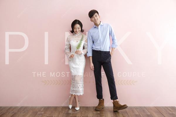 婚纱照骑马_跟马拍的婚纱照叫什么风格_马婚纱照图片